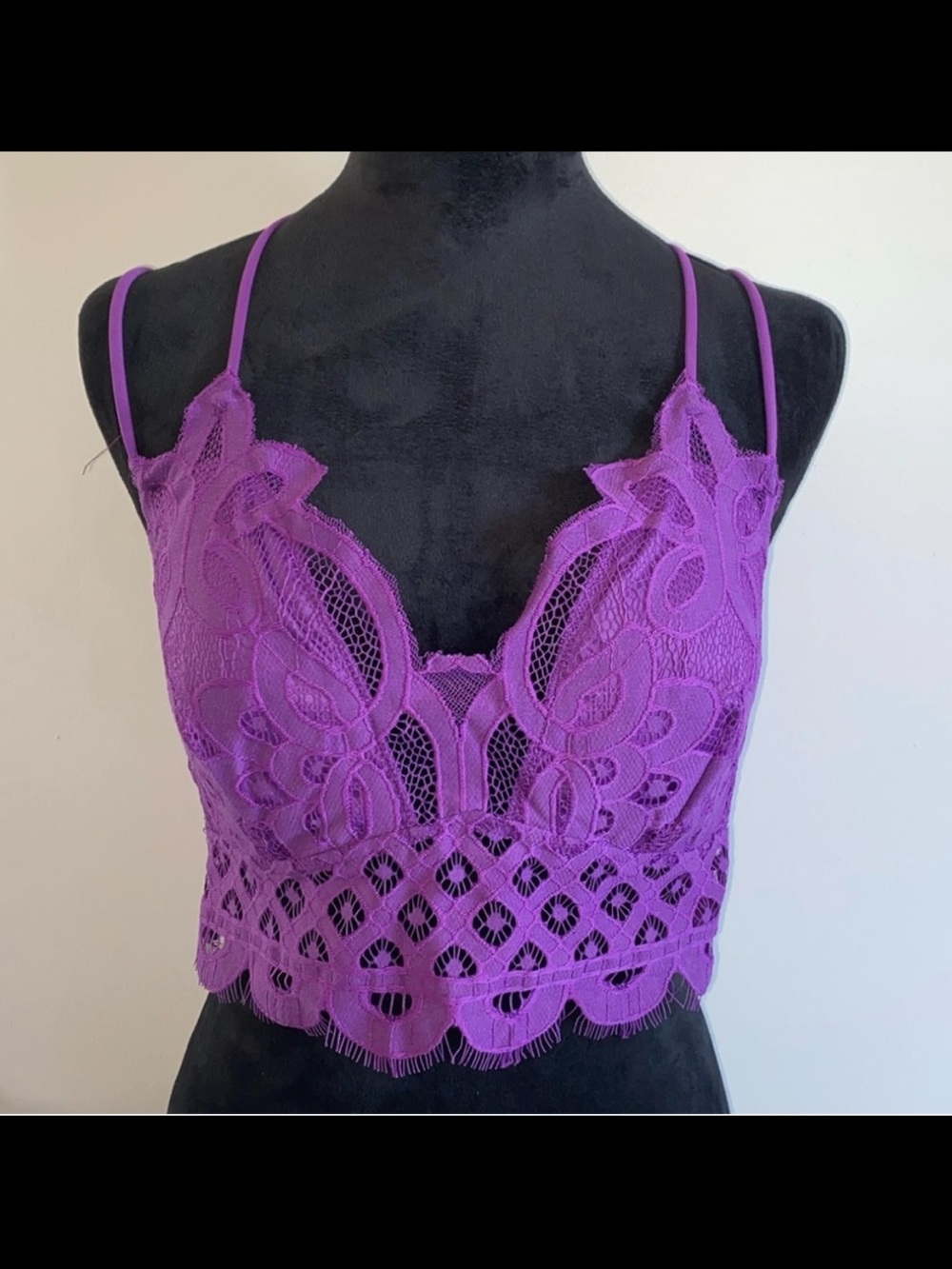 Zenana Outfitters Purple Lace Bandeau Bralette